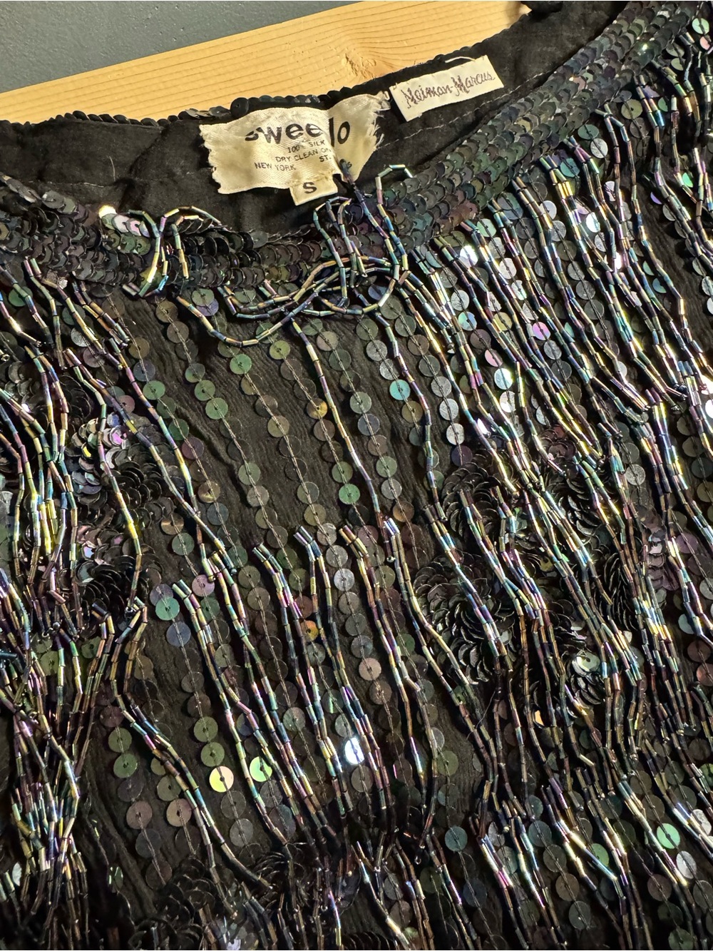 VINTAGE NEIMAN MARCUS 100% SILK